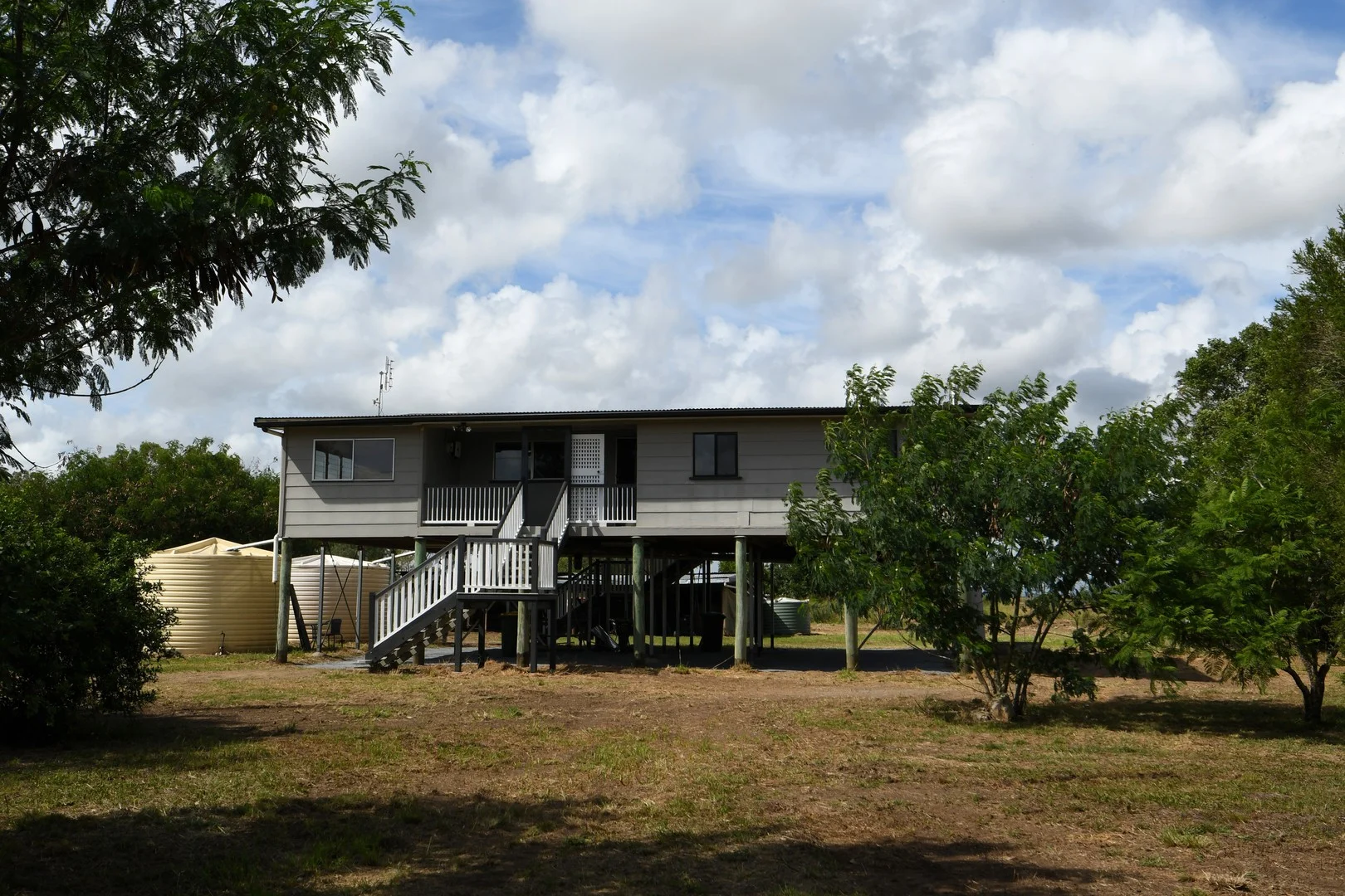 909 Clarendon Road, Clarendon QLD 4311