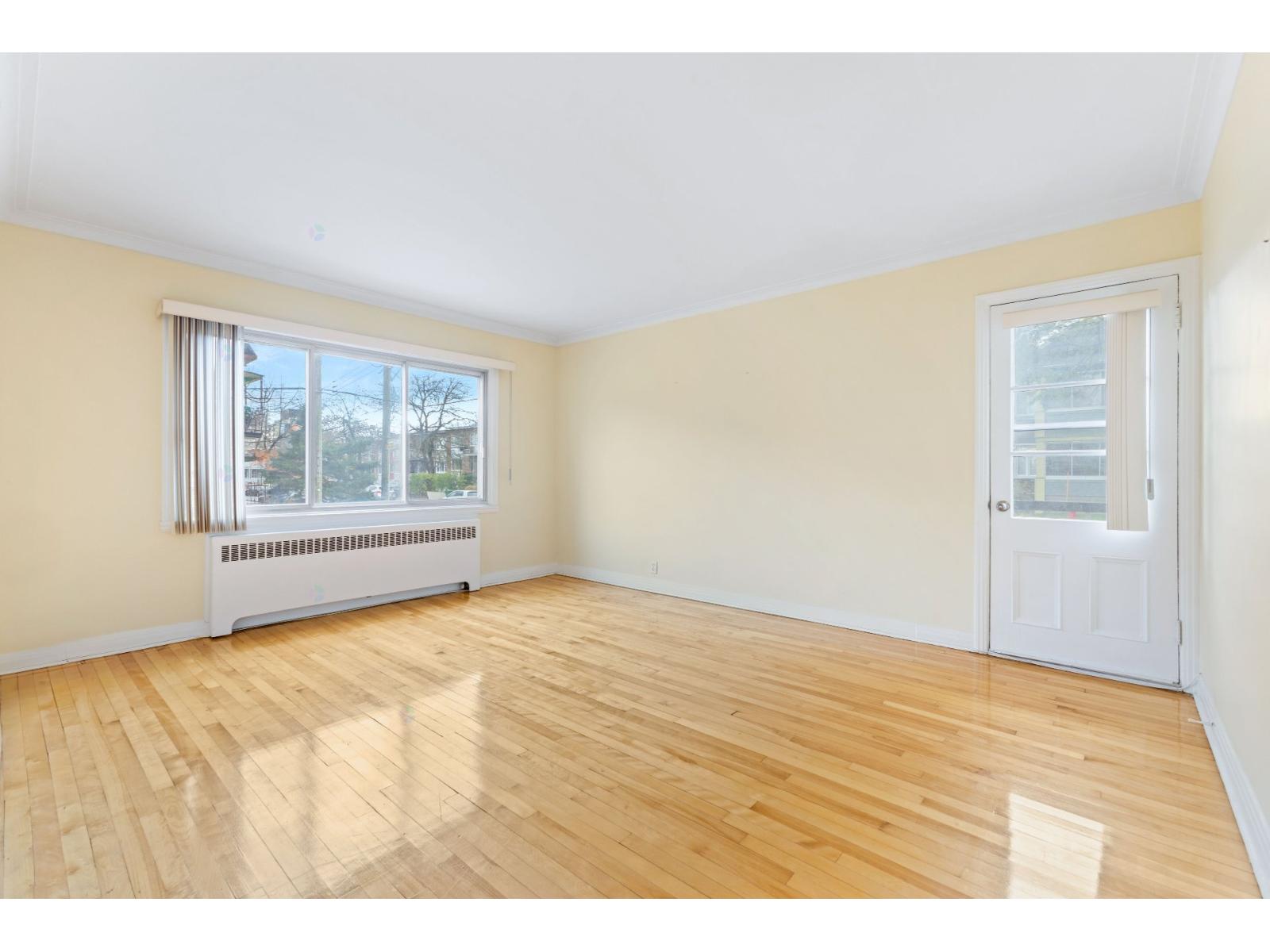 5350 Av. Dupuis
