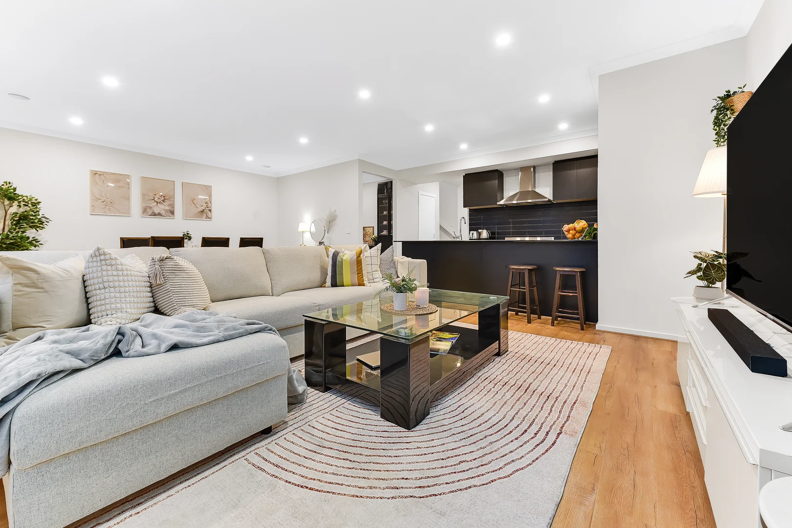 Additional image 3 of 33 Praiano Avenue, Berwick VIC 3806