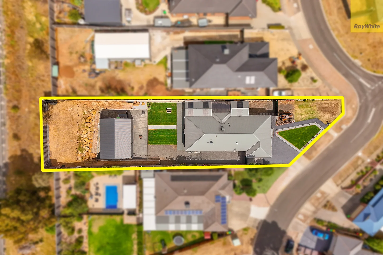 23 Silverdale Drive, Darley VIC 3340 photo 2