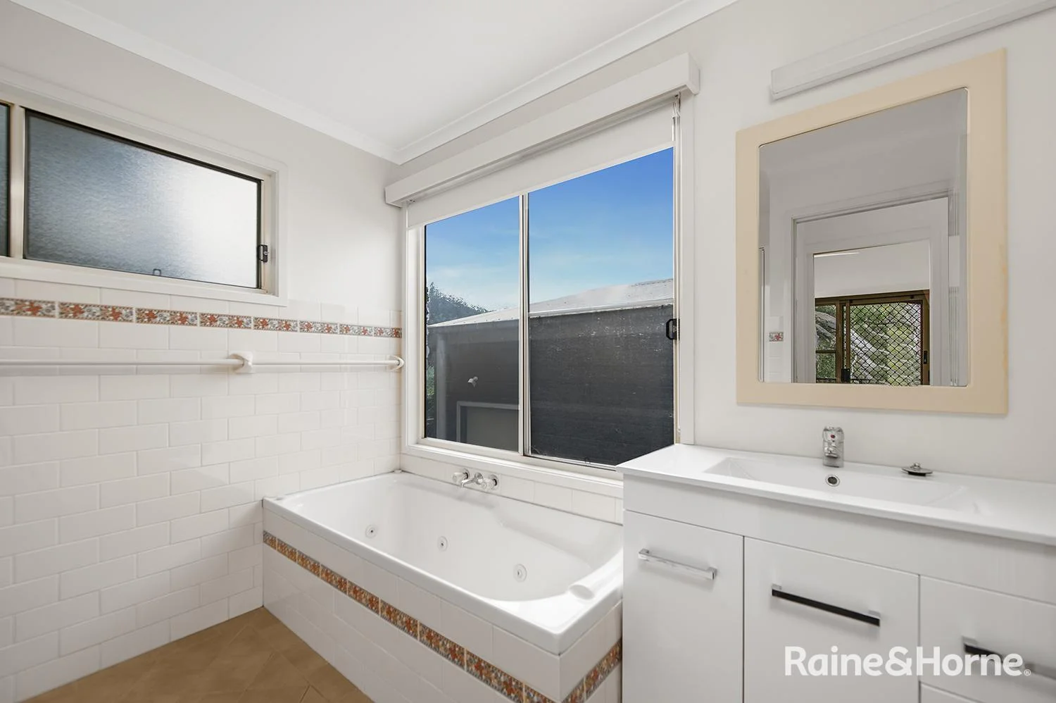Additional image 10 of 144/1a Kalaroo Road, Redhead NSW 2290