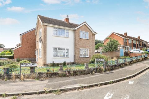 Elizabeth Avenue, Goldthorn, Wolverhampton WV4