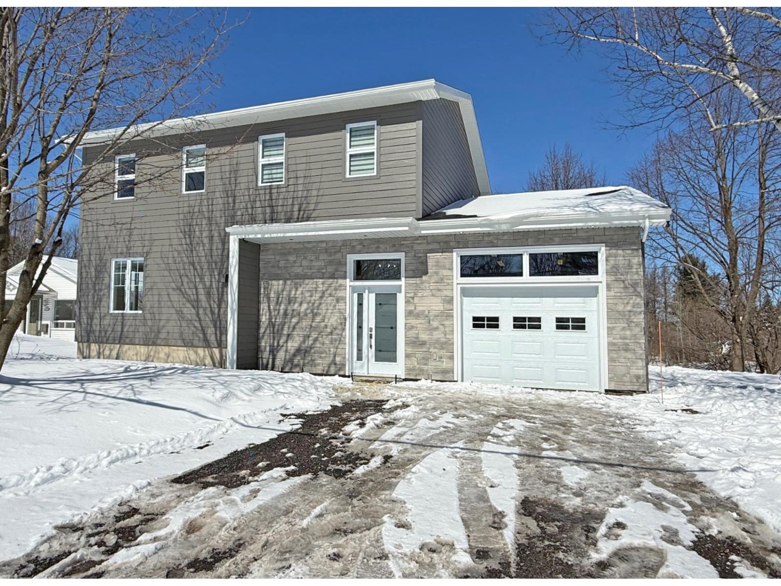 2781 Ch. Ste-Anne