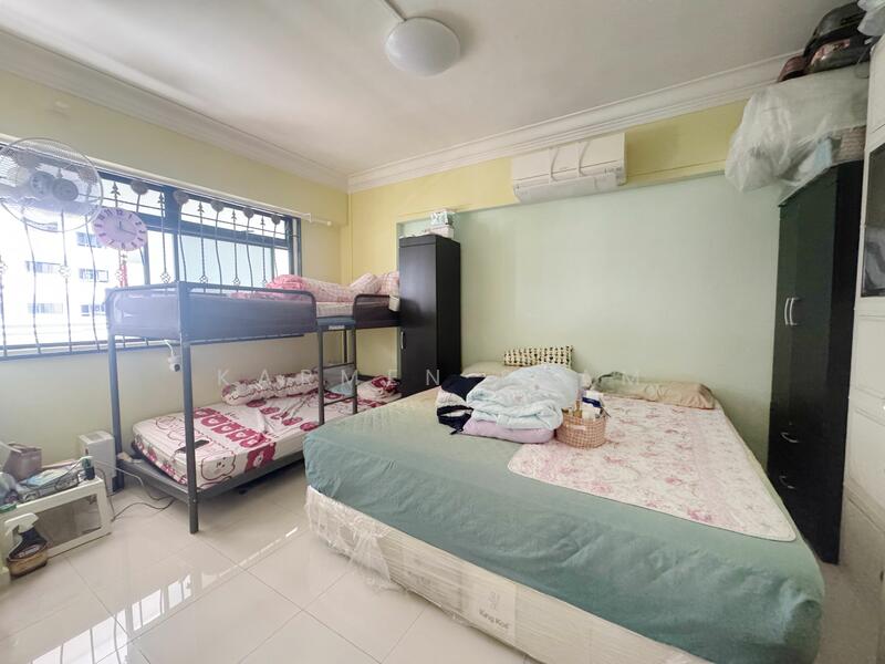 411 Sembawang Drive photo 5
