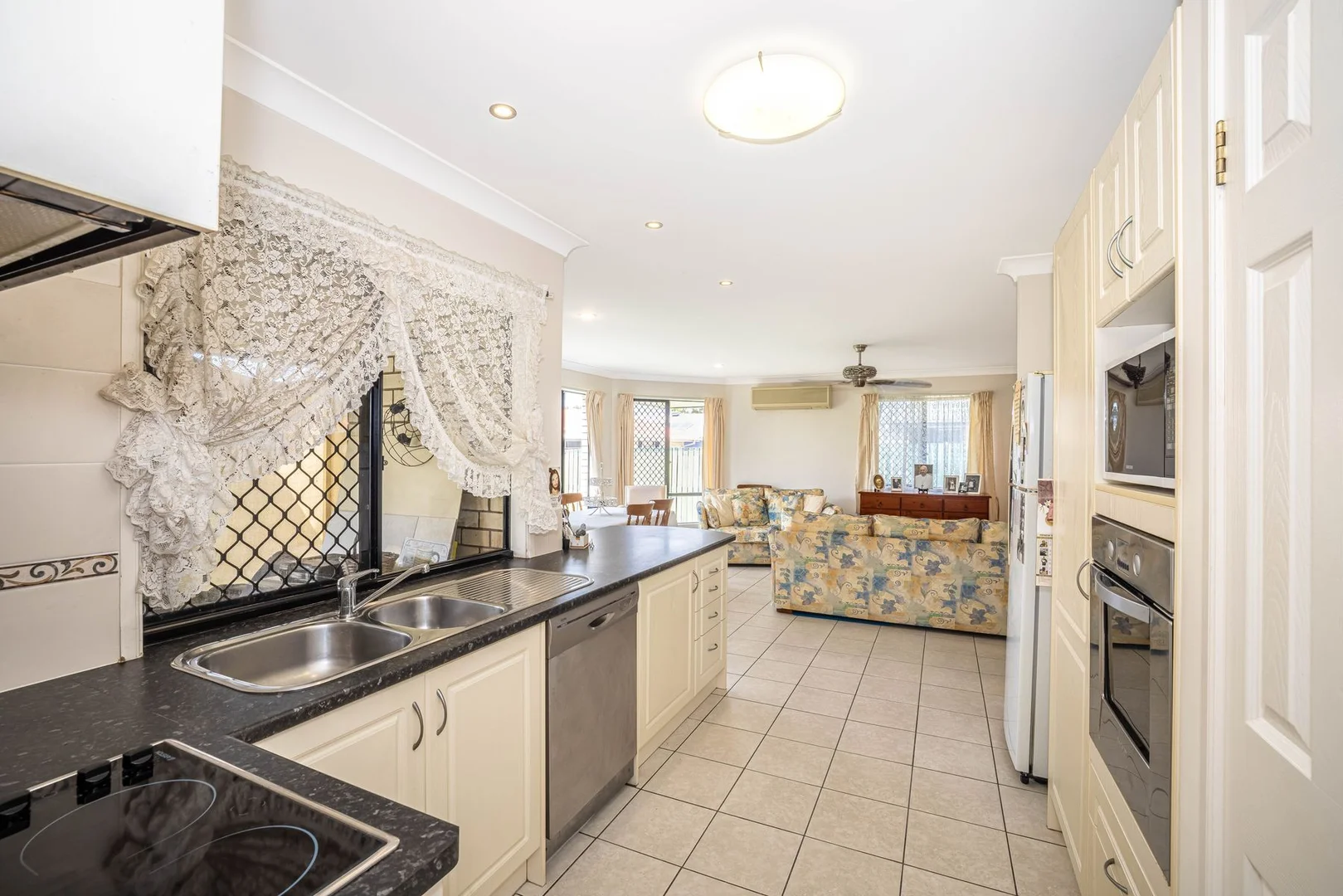 Additional image 3 of 33 Columbia Drive, Beachmere QLD 4510