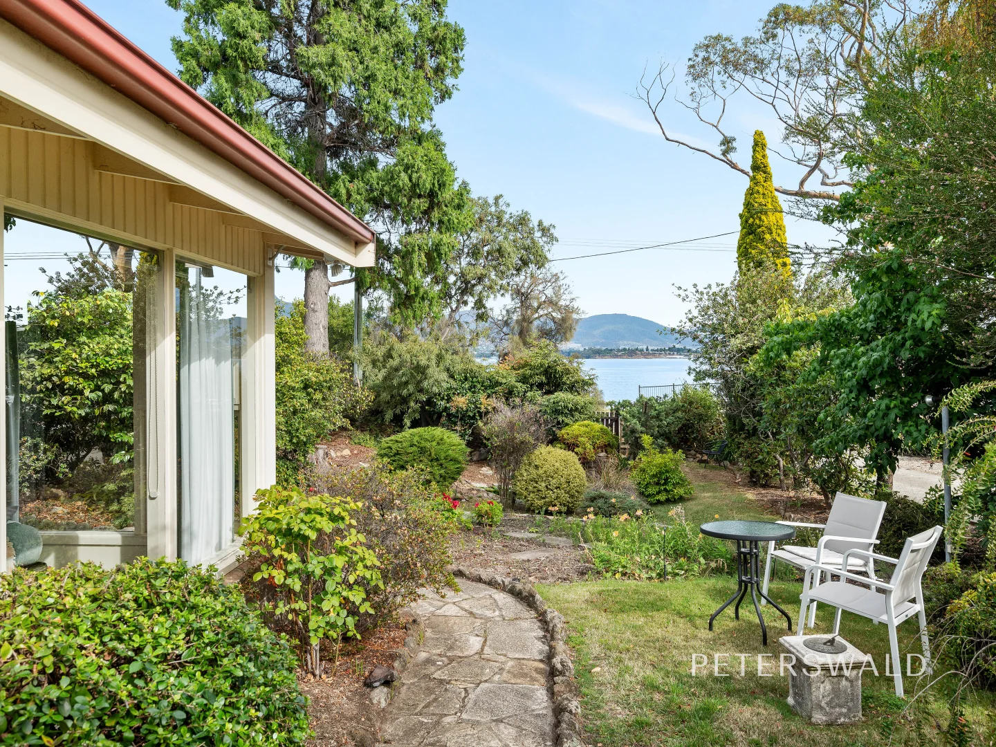 69 Esplanade, Rose Bay TAS 7015 photo 2