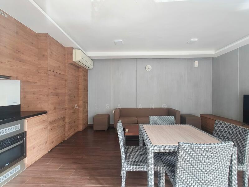 66 Phoenix Road photo 3
