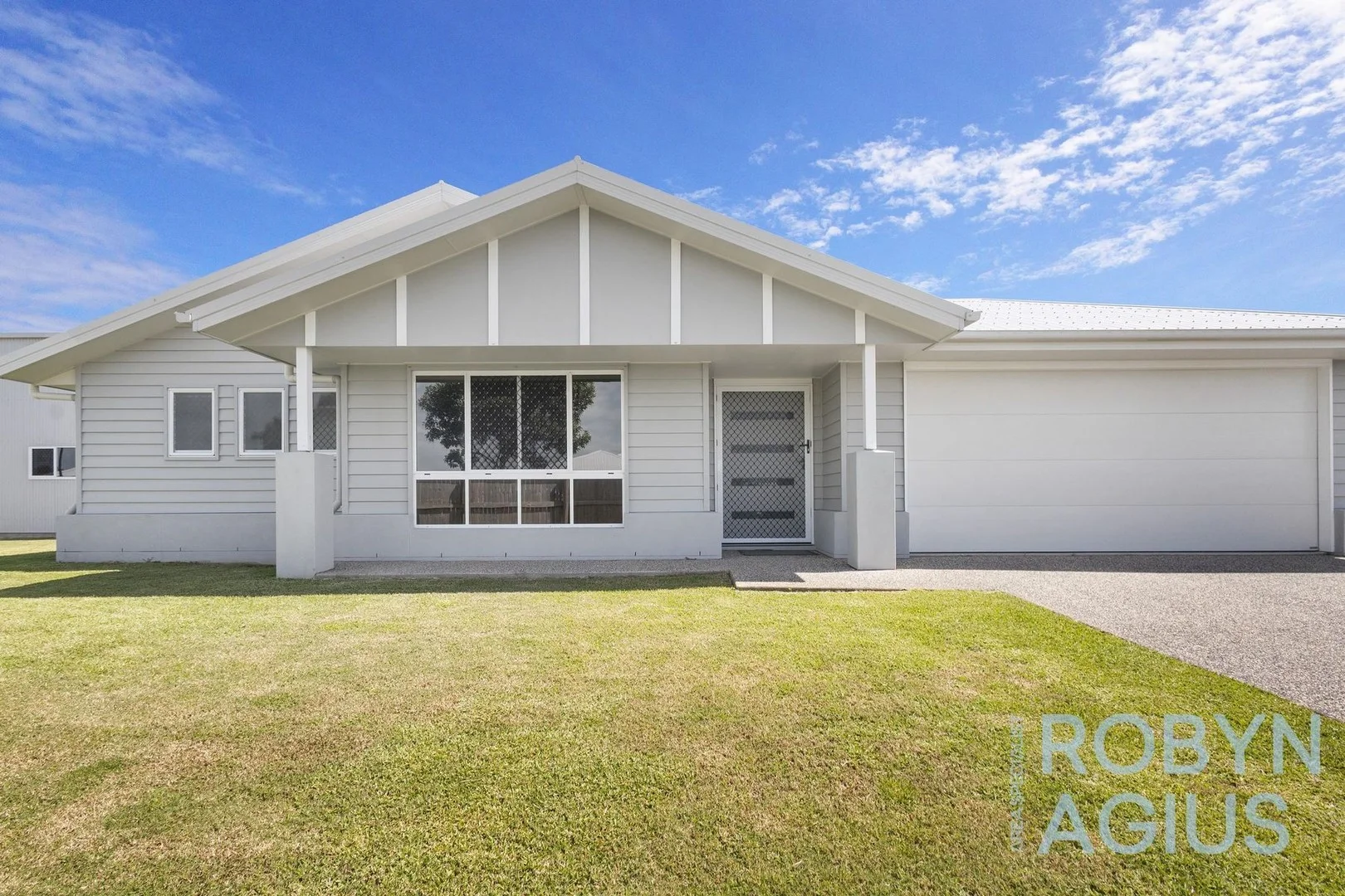 9 Devereux Street, Rural View QLD 4740