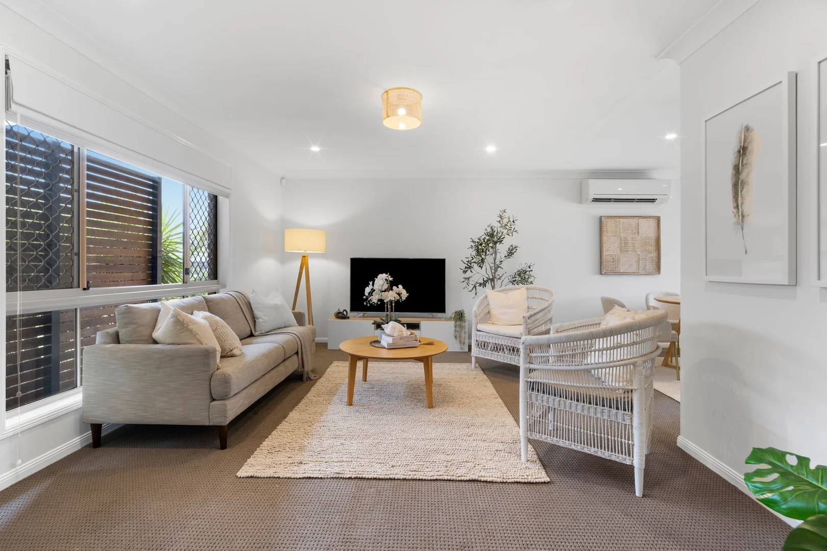 Additional image 2 of 72 Kilsay Crescent, Meadowbrook QLD 4131