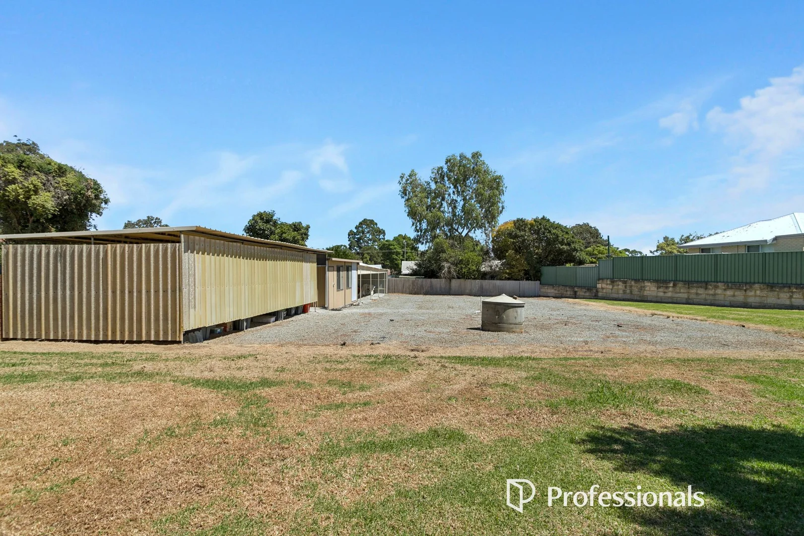 Additional image 15 of 32 Lyndhurst Road, Kalamunda WA 6076