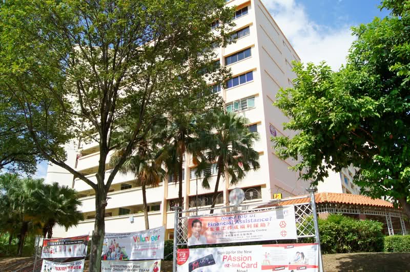 601 Hougang Avenue 4 photo 5