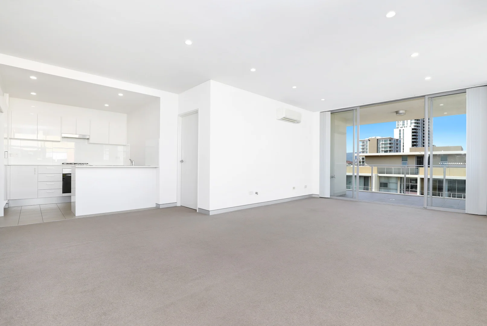 Additional image 3 of 210/30 Gladstone Avenue, Wollongong NSW 2500
