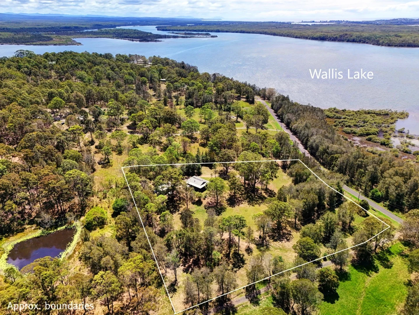 225 Burraneer Road, Coomba Park NSW 2428