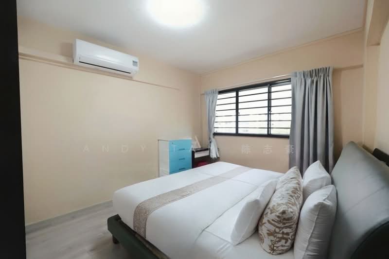 168 Bukit Batok West Avenue 8 photo 3