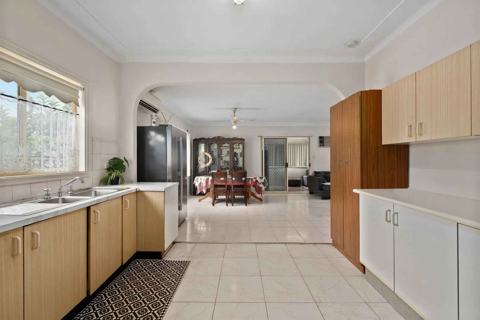 3 Slender Avenue, Smithfield NSW 2164 photo 5