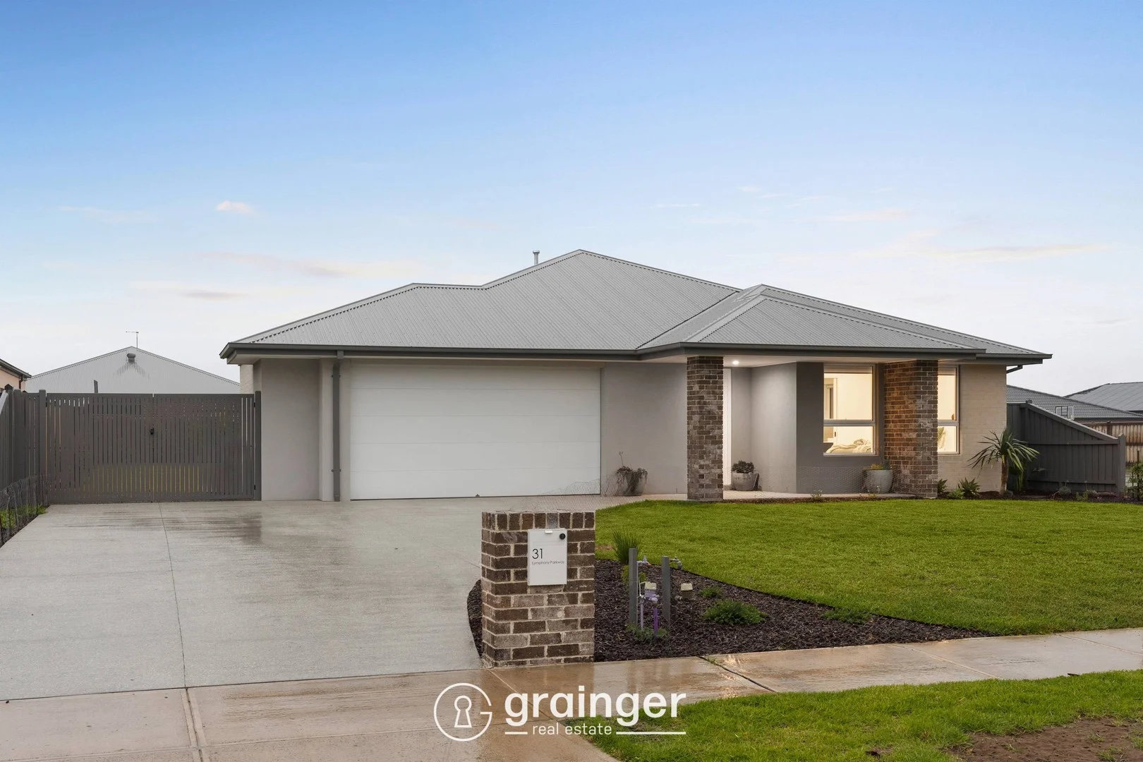 31 Symphony Parkway, Junction Village VIC 3977