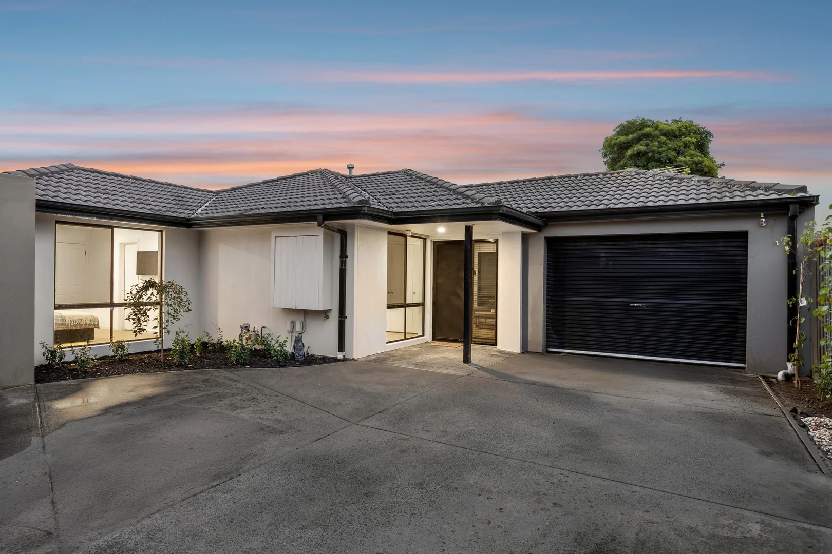 2/71 Lahona Avenue, Bentleigh East VIC 3165