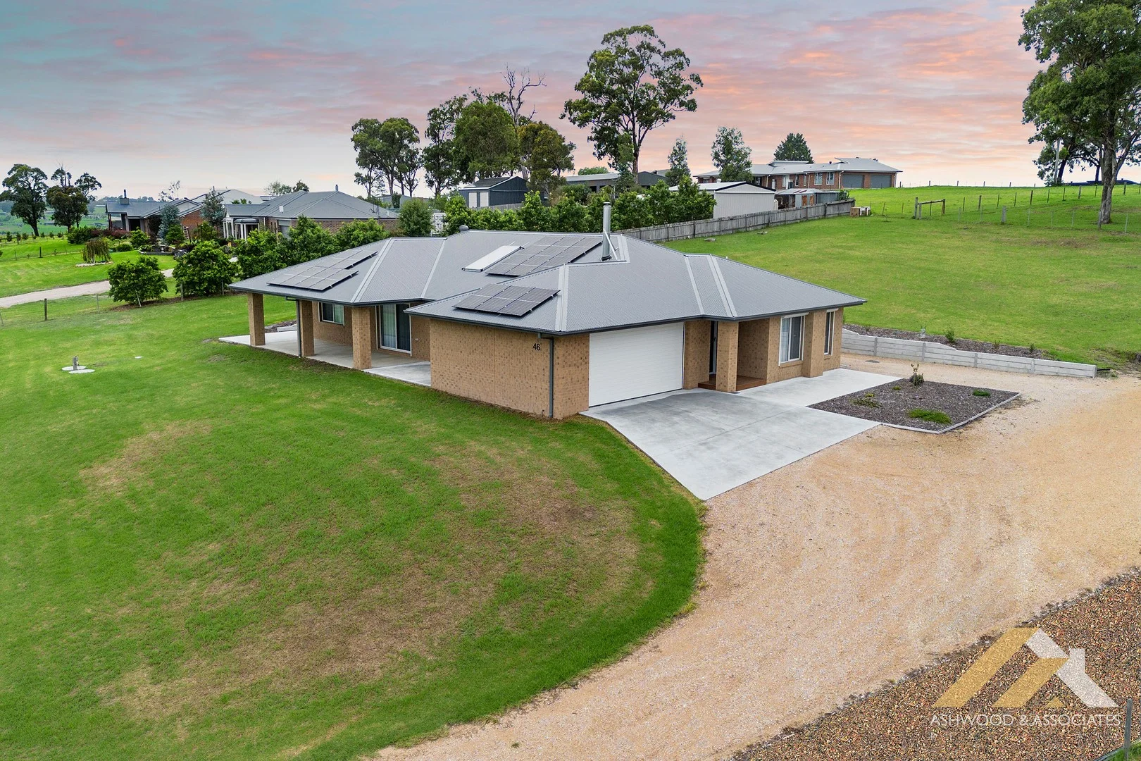 46 Salvatore Drive, Wy Yung VIC 3875