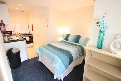 St Lawrence Road, Plymouth PL4, Studio to rent