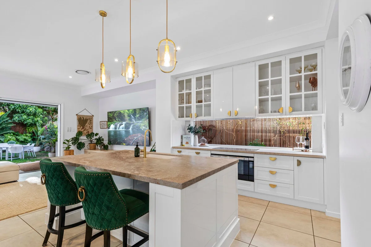 Additional image 6 of 163a Prince Edward Parade, Scarborough QLD 4020