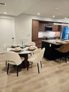 300 Tuxedo Avenue
