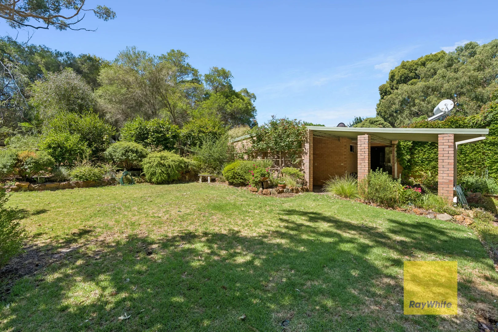 Additional image 3 of 6 Lindsay Street, Kalamunda WA 6076
