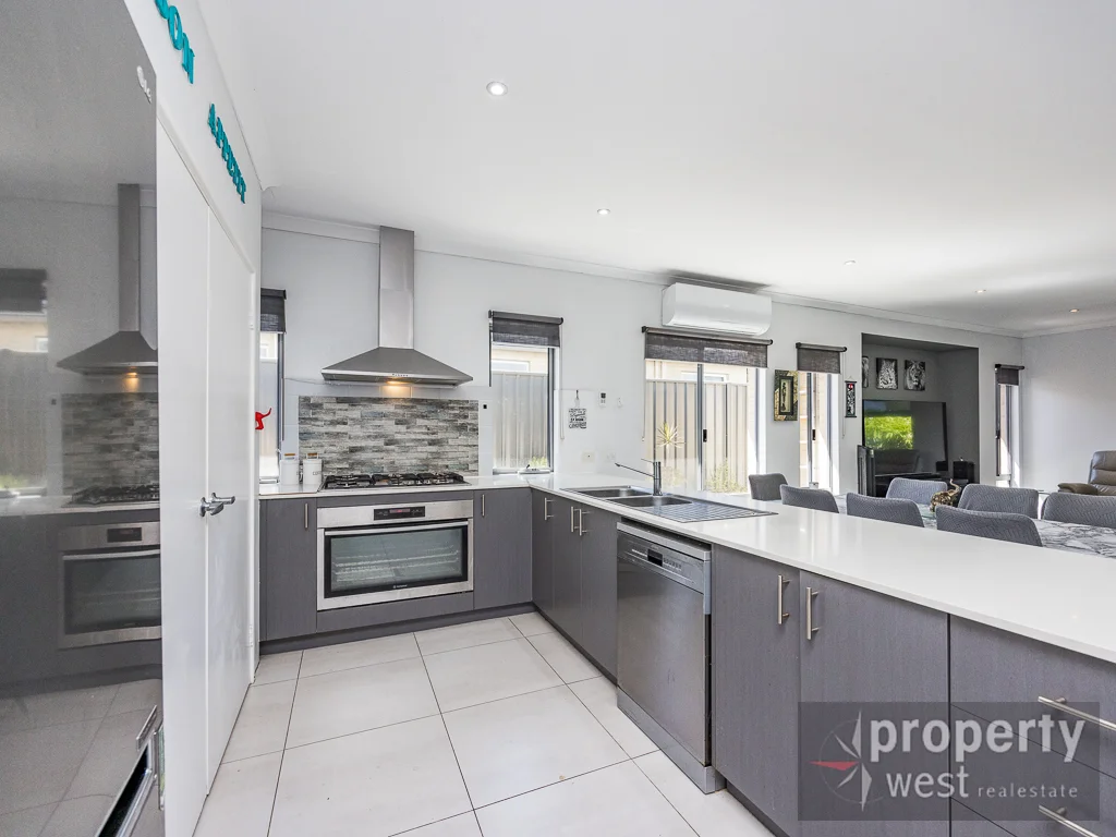 Additional image 10 of 29 Fishbone Turn, Banksia Grove WA 6031
