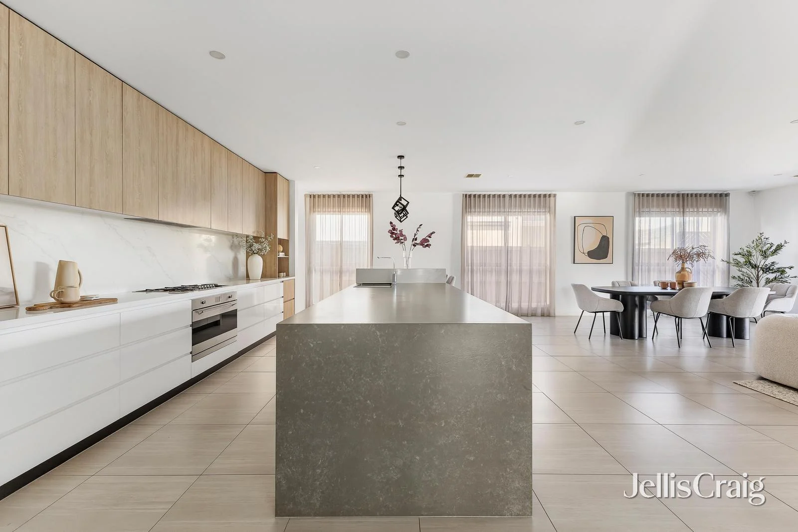 15 Coledale Drive, Weir Views VIC 3338 photo 5
