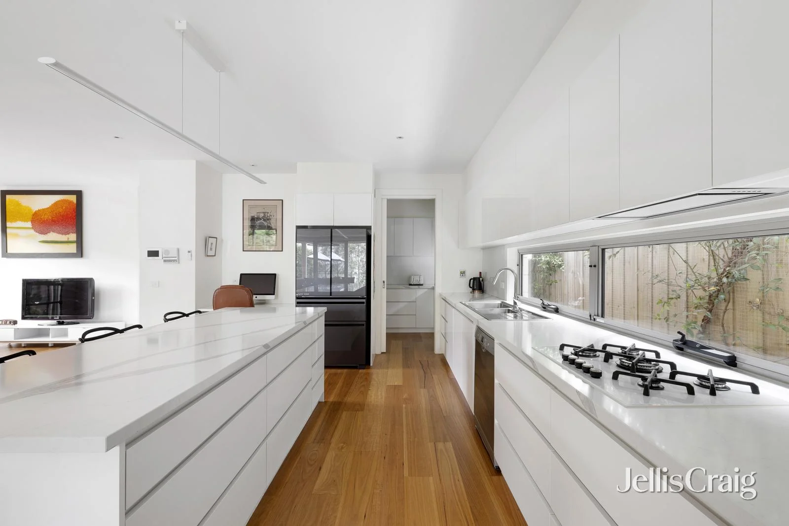 Additional image 3 of 1/1 Weeroona Road, Murrumbeena VIC 3163