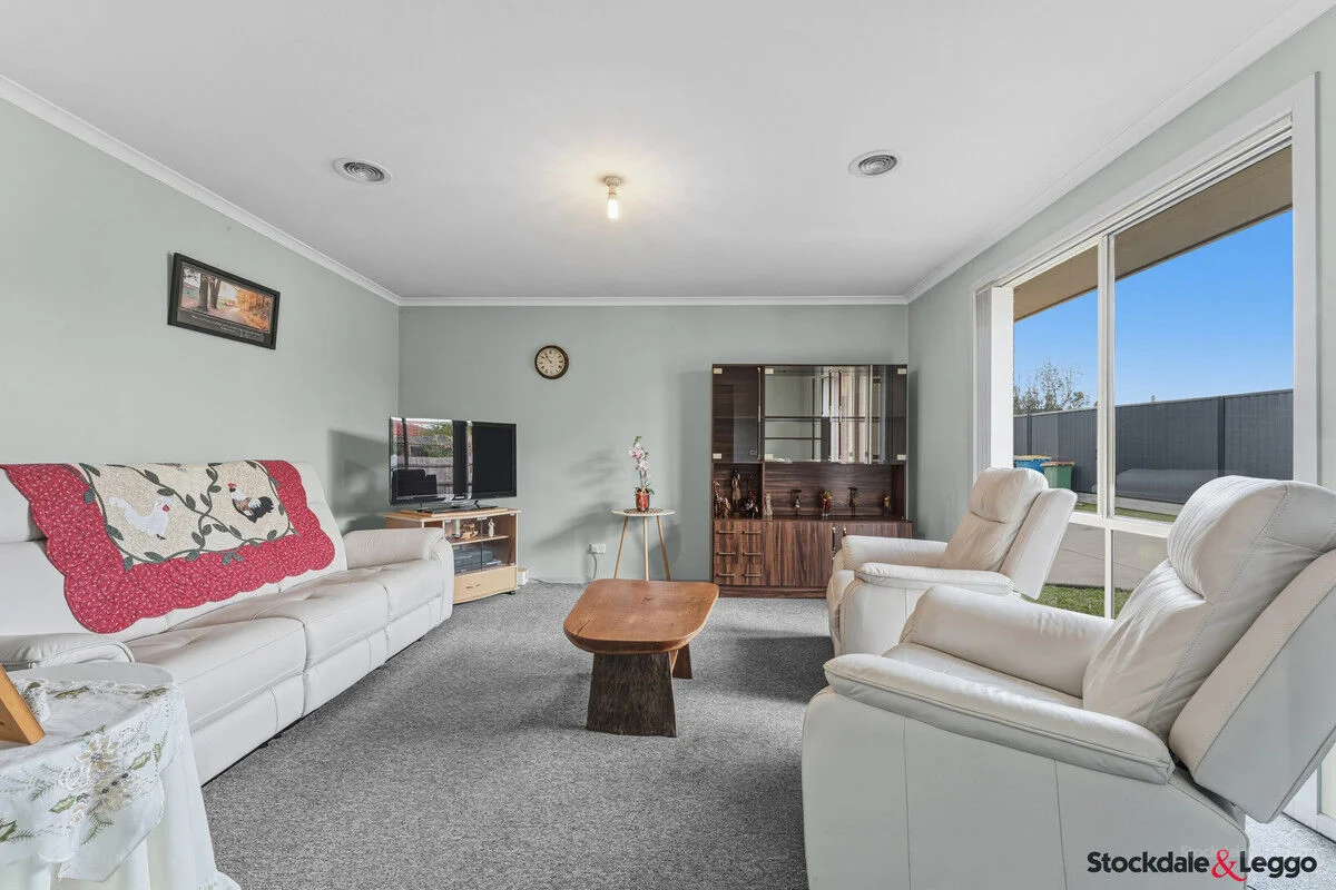 Additional image 3 of 12B Tomasetti Crescent, Narre Warren VIC 3805