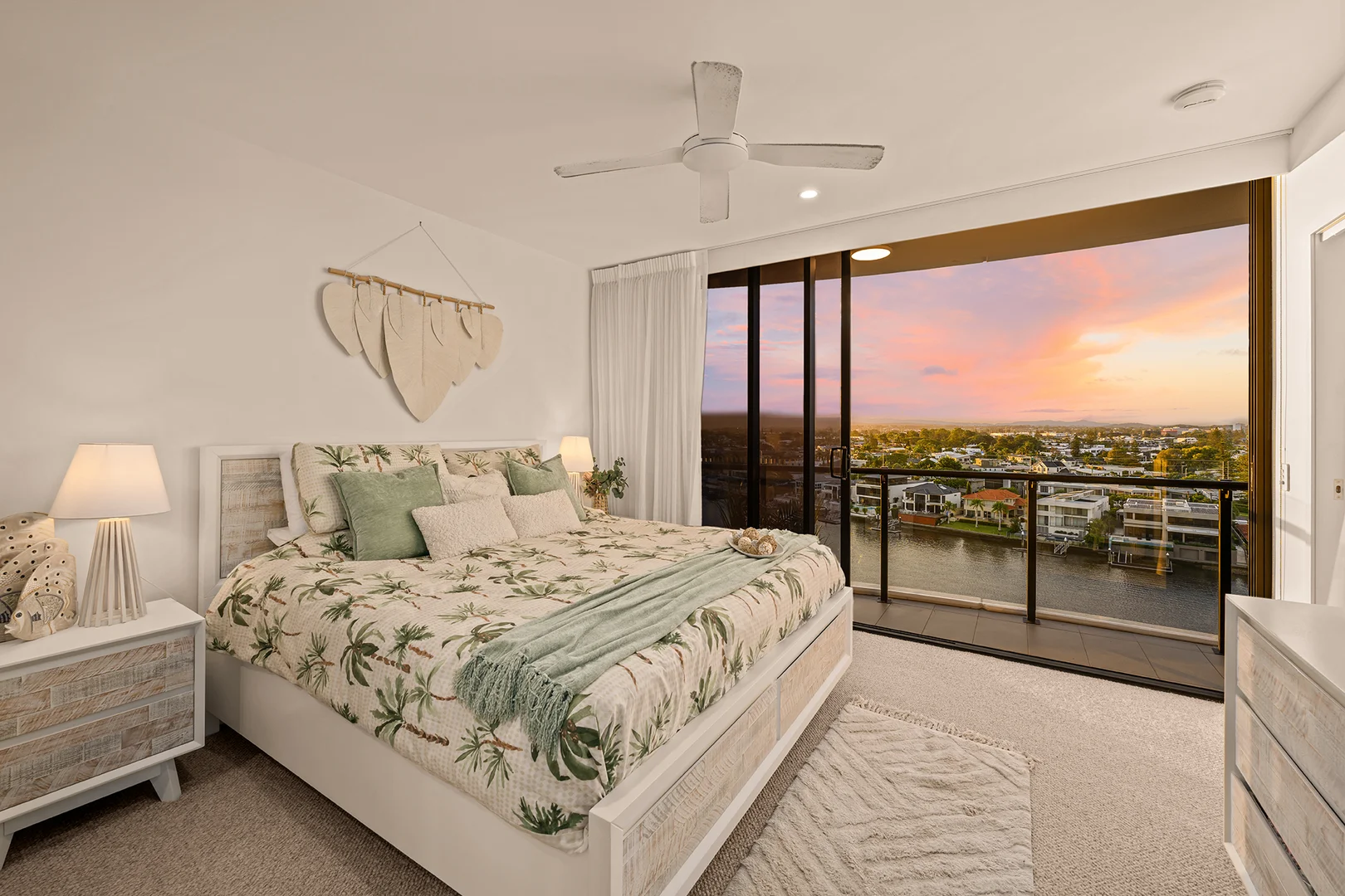 Additional image 13 of 906/15-17 Cannes Avenue, Surfers Paradise QLD 4217