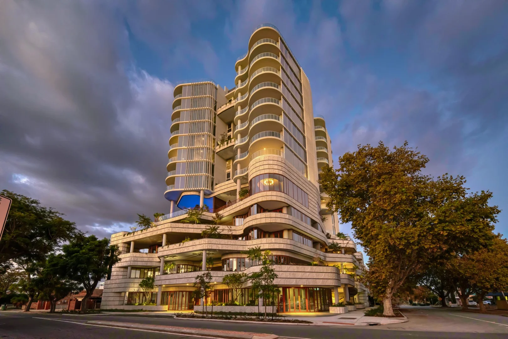 211/10 Forbes Road, Applecross WA 6153