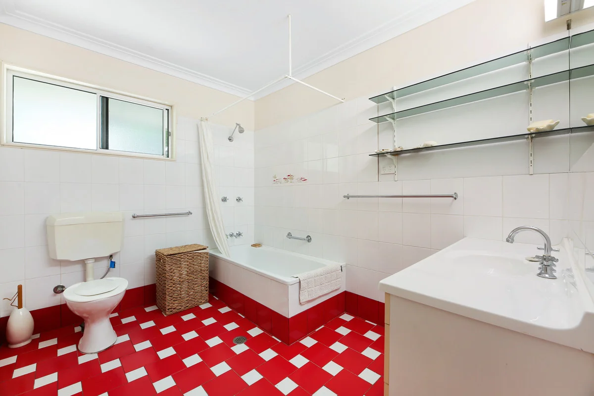Additional image 13 of 23 Hill Avenue, Burleigh Heads QLD 4220