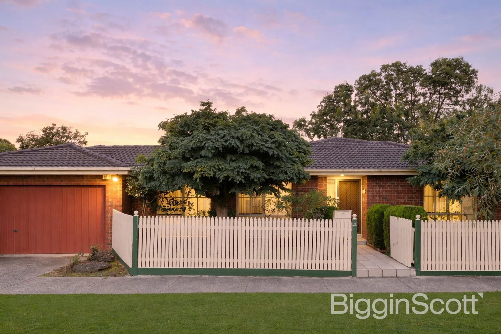 28 Paul Avenue, Box Hill North VIC 3129