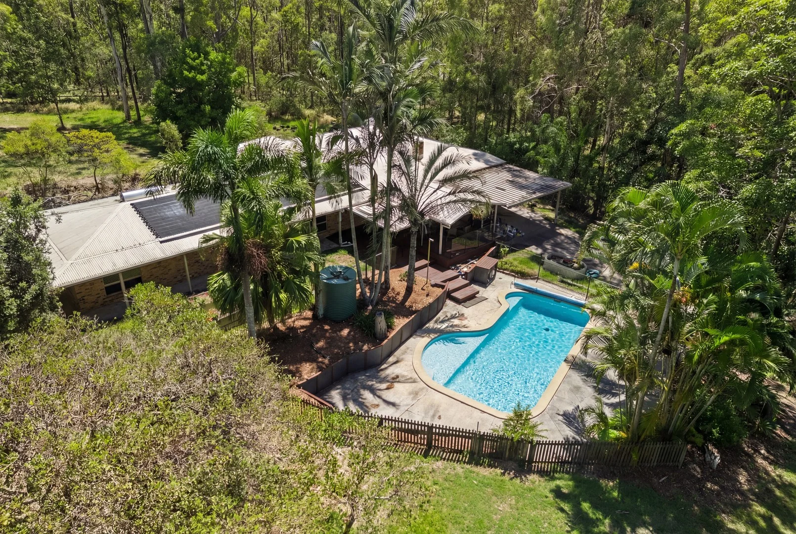 211-213 Avalon Road, Sheldon QLD 4157 photo 4