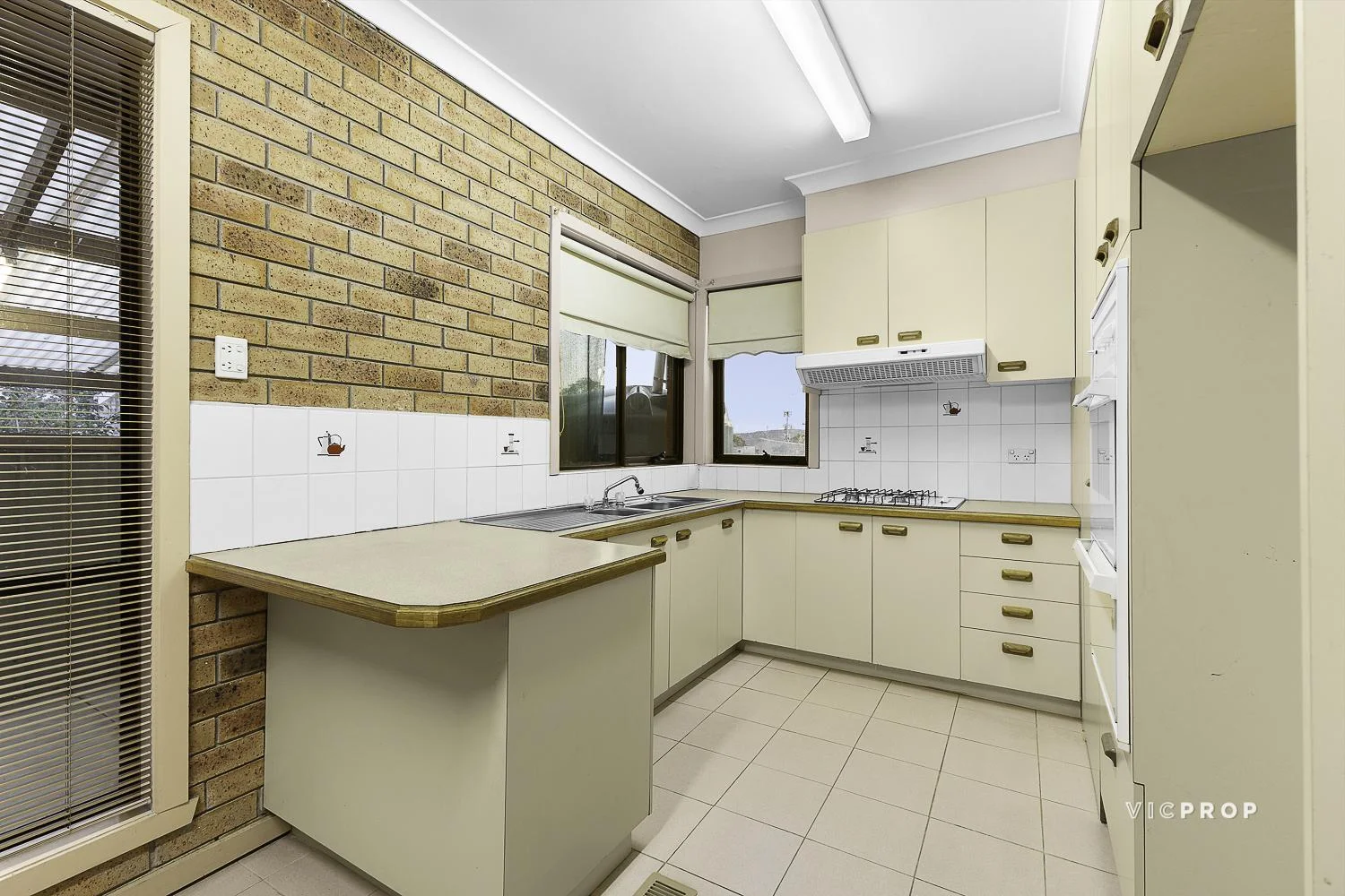 Additional image 3 of 12 Oaklands Avenue, Ferntree Gully VIC 3156