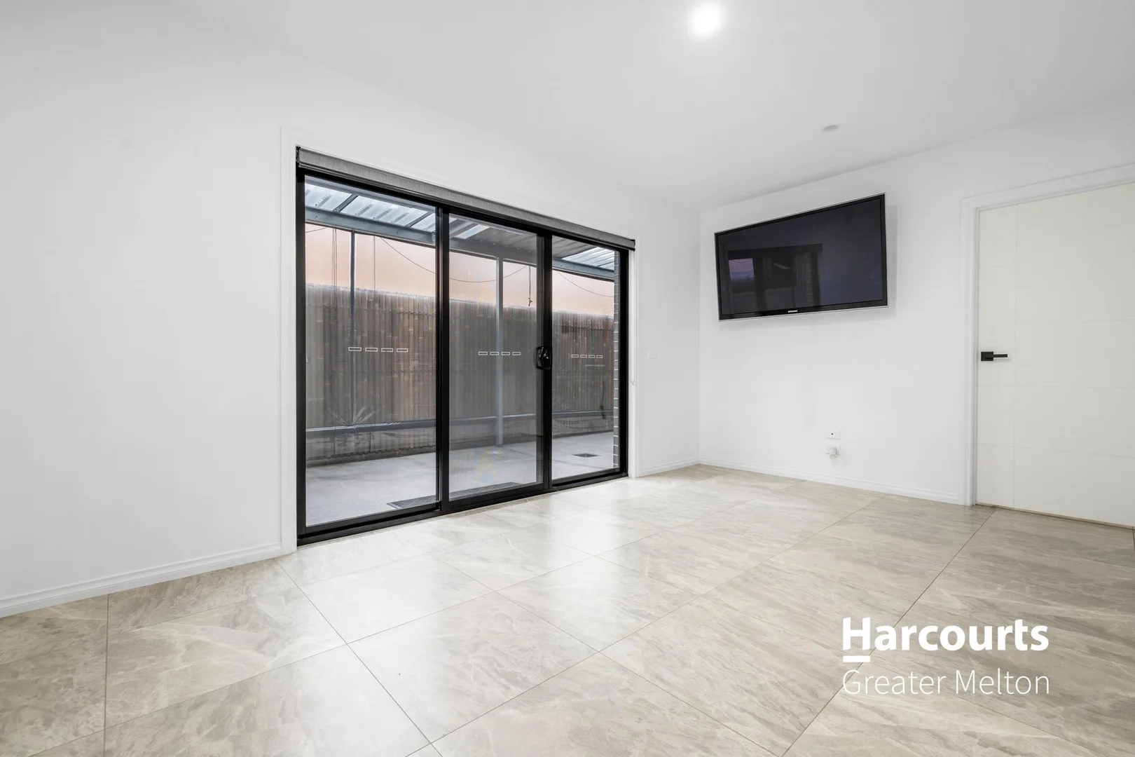 Additional image 6 of 8/13 Vinko Court, Fraser Rise VIC 3336