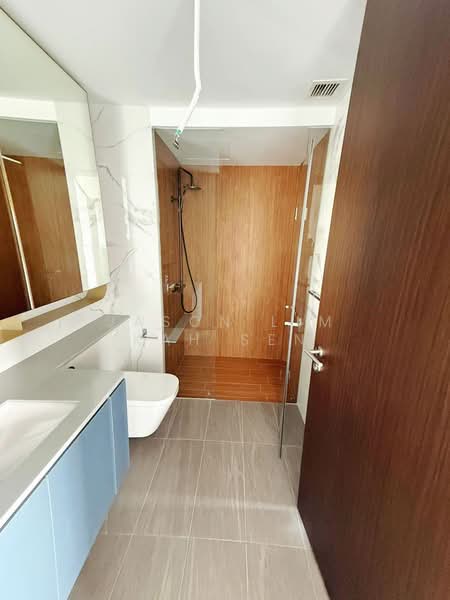 21 Ang Mo Kio Rise photo 4