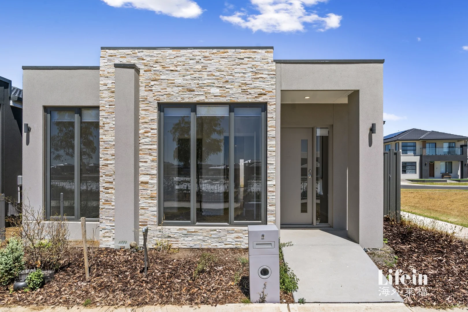 2 Lidar Walk, Tarneit VIC 3029