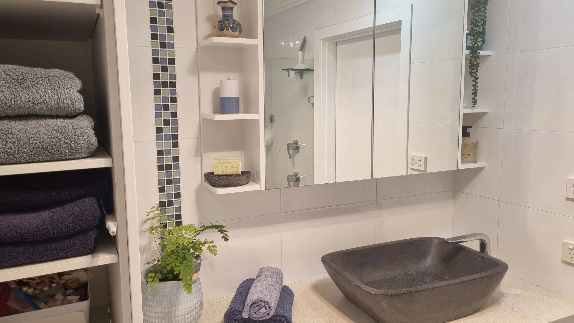 Additional image 13 of 100 Matson Crescent, Miranda NSW 2228