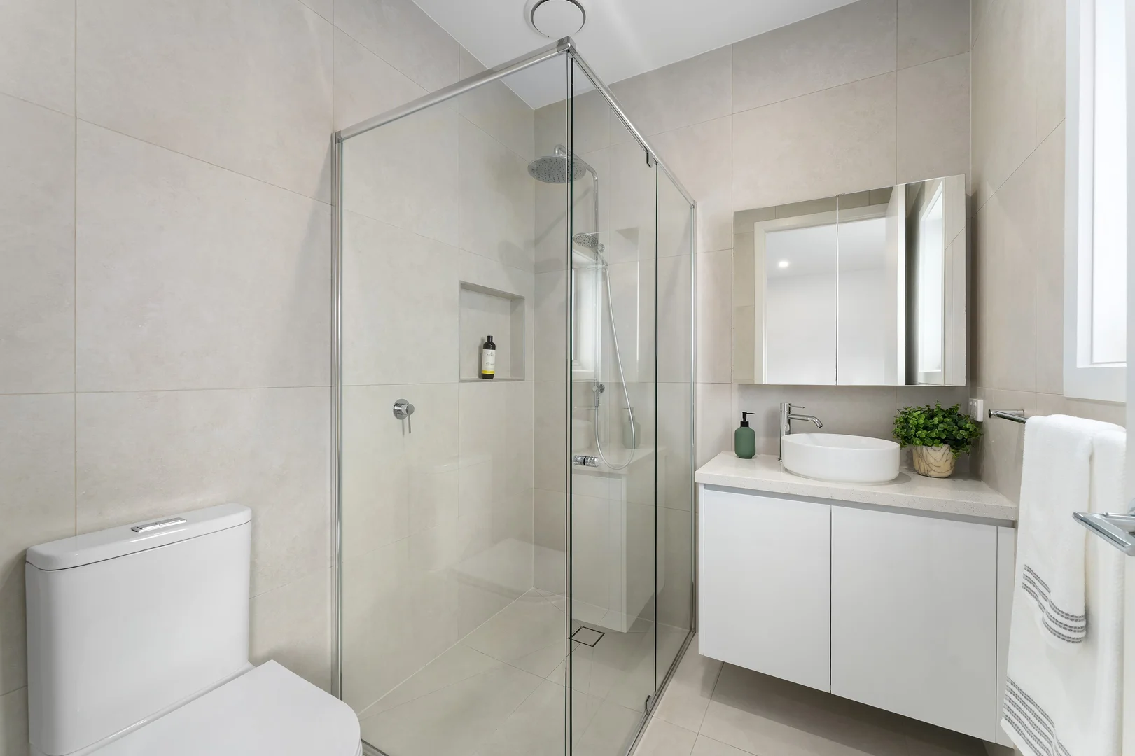 Additional image 12 of 2/6 Centre Dandenong Road, Cheltenham VIC 3192