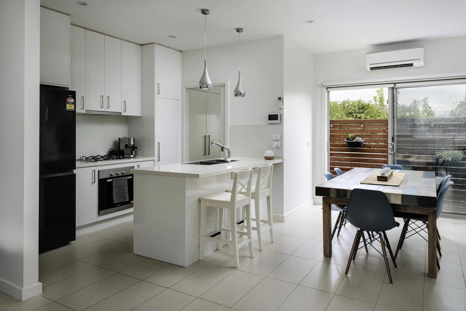 Additional image 3 of 2/41A Broadhurst Avenue, Reservoir VIC 3073