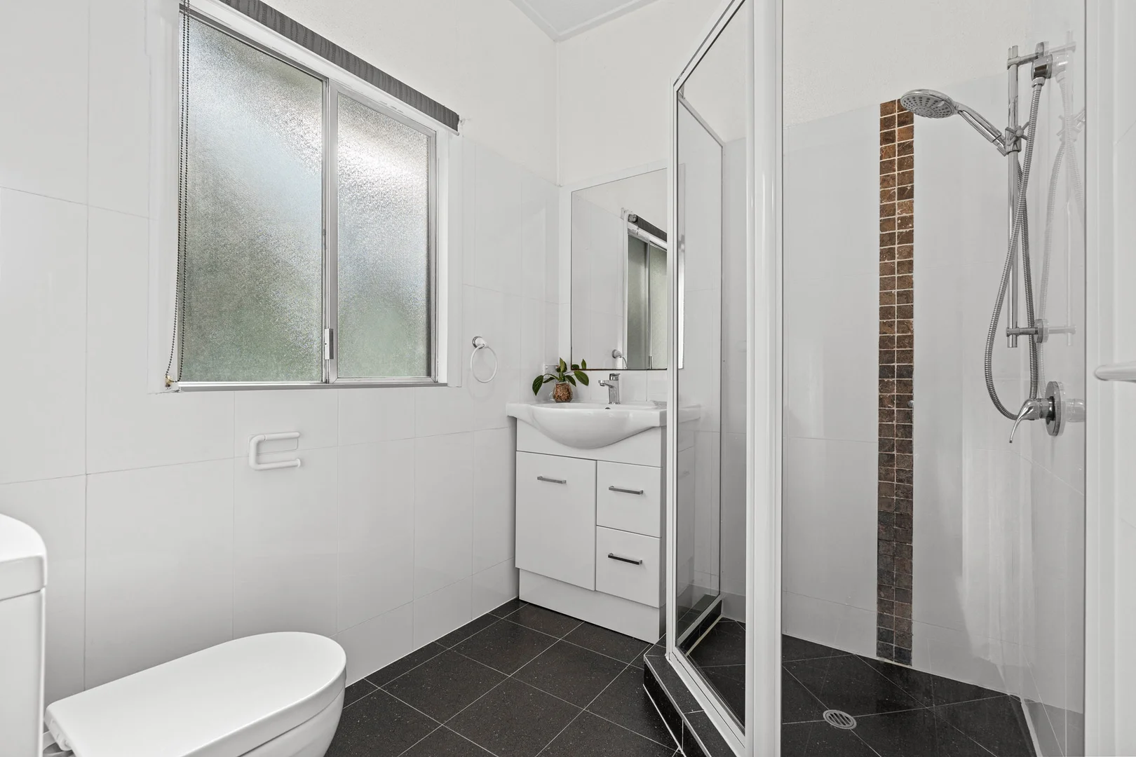 Additional image 7 of 49 Wassell Street, Wynnum QLD 4178