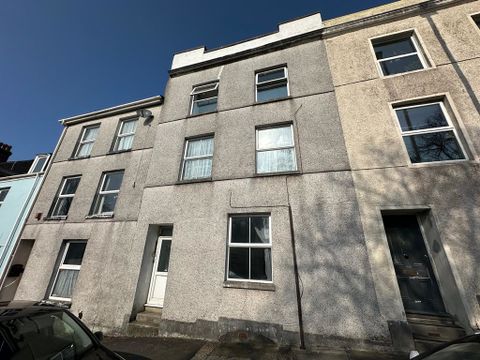 Gff Studio Flat, Albert Road, Plymouth PL2