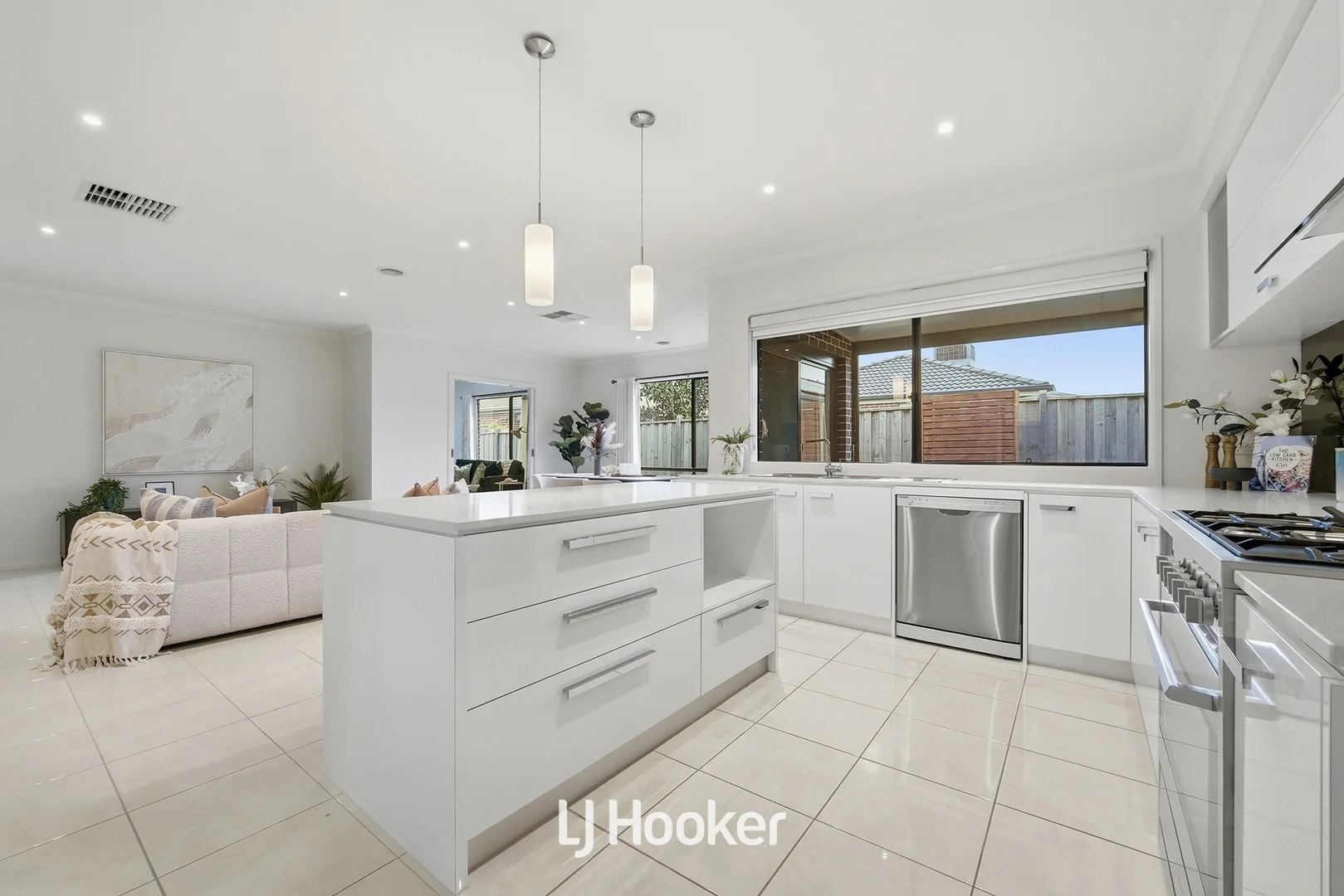Additional image 13 of 39 Elmtree Crescent, Clyde North VIC 3978