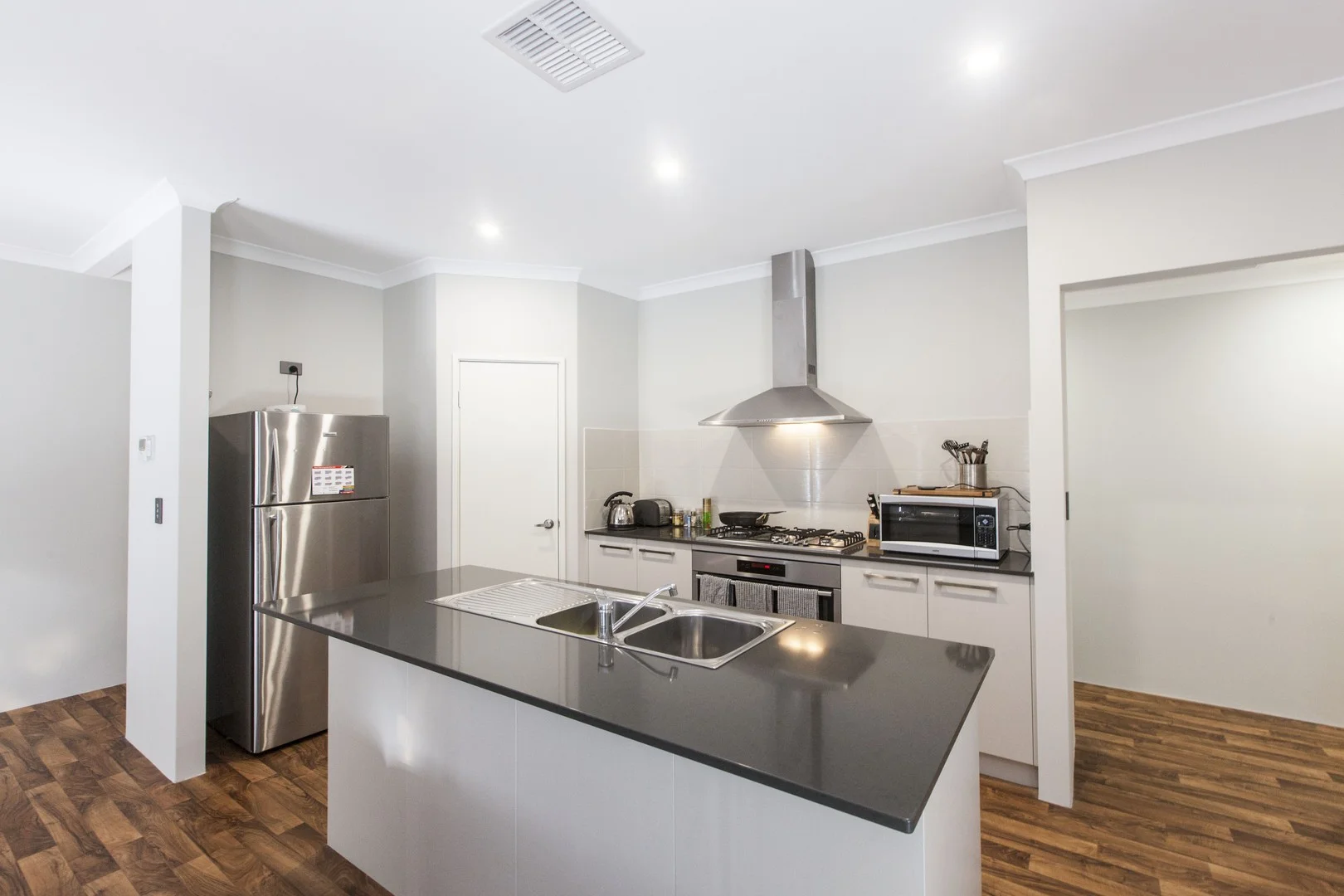 Additional image 3 of 6 Sorrel Way, The Vines WA 6069