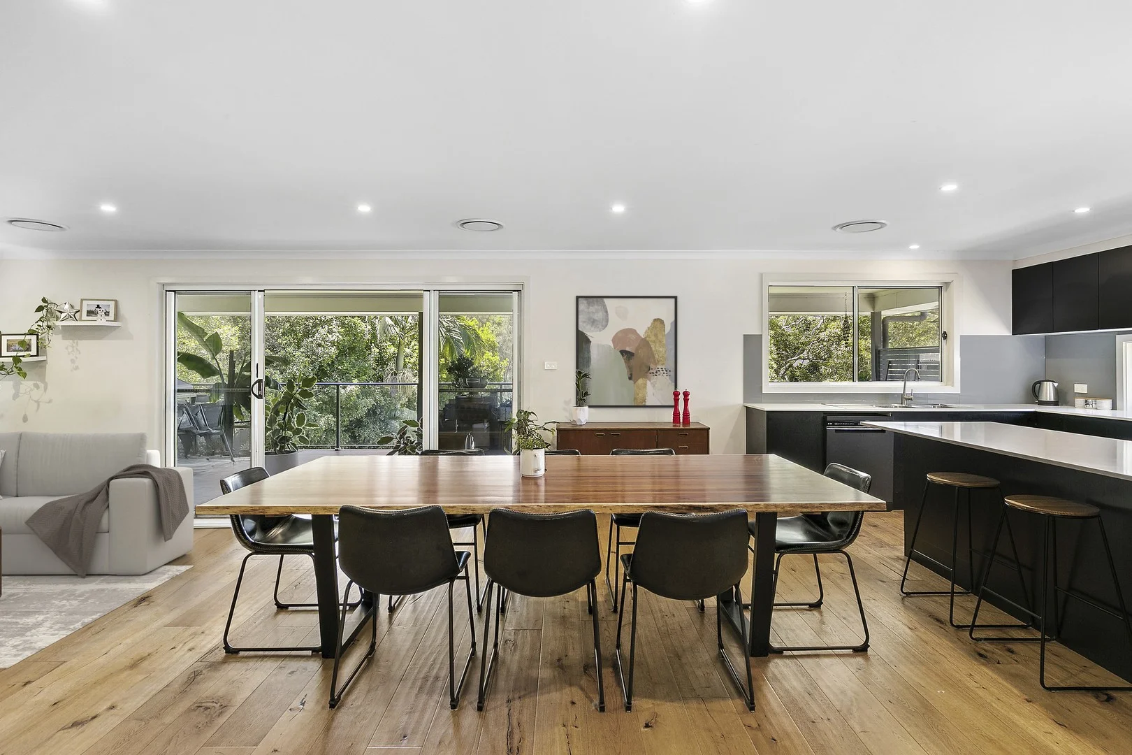 66 Robertson Street, Coniston NSW 2500