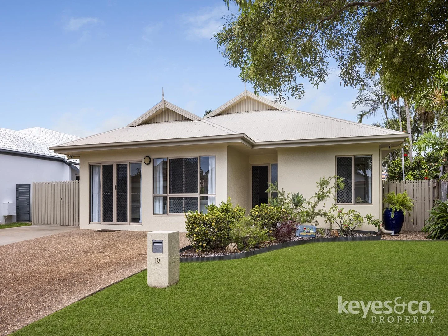 10 Carisbrooke Court, Annandale QLD 4814