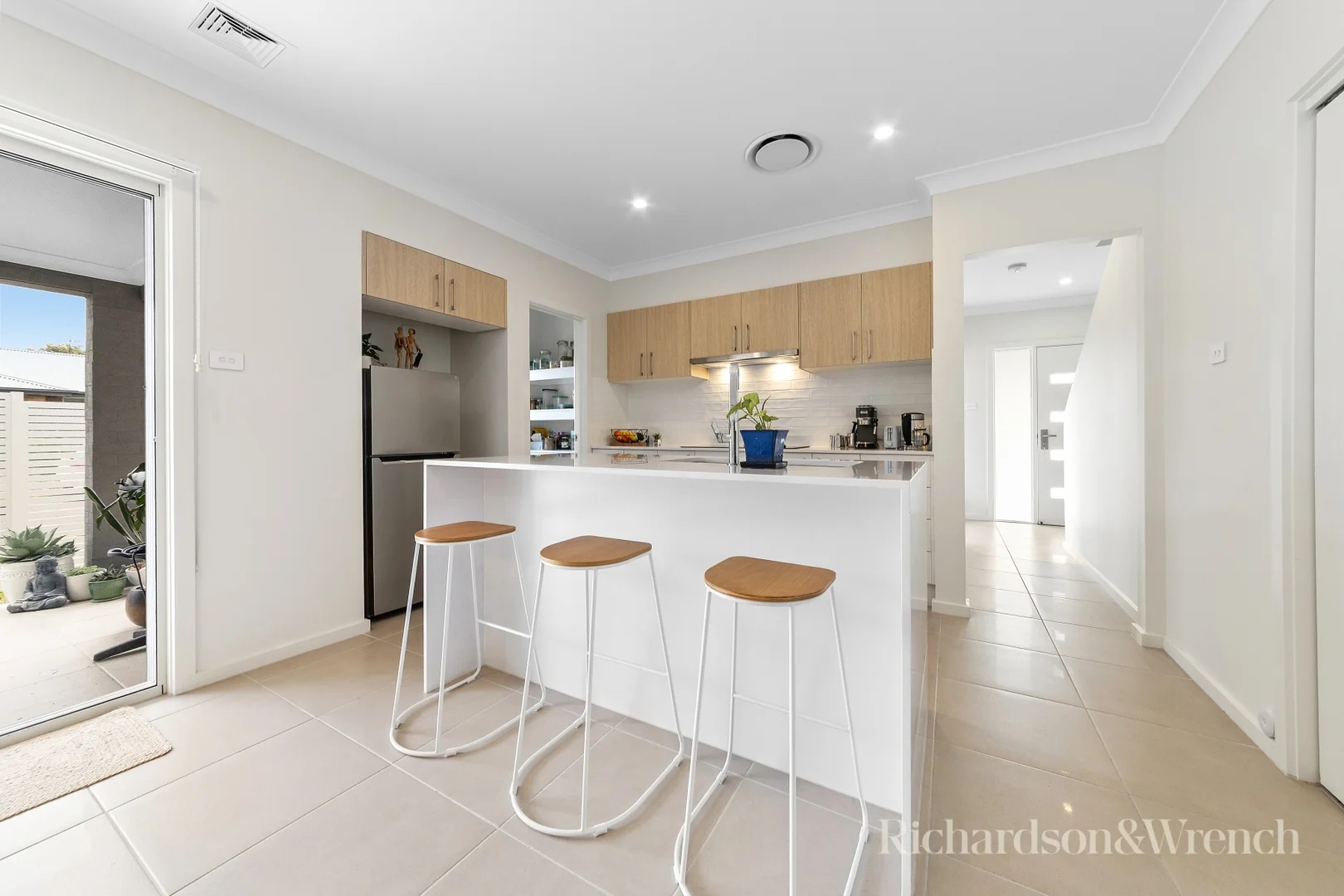Additional image 2 of 1/139 Barrenjoey Road, Ettalong Beach NSW 2257