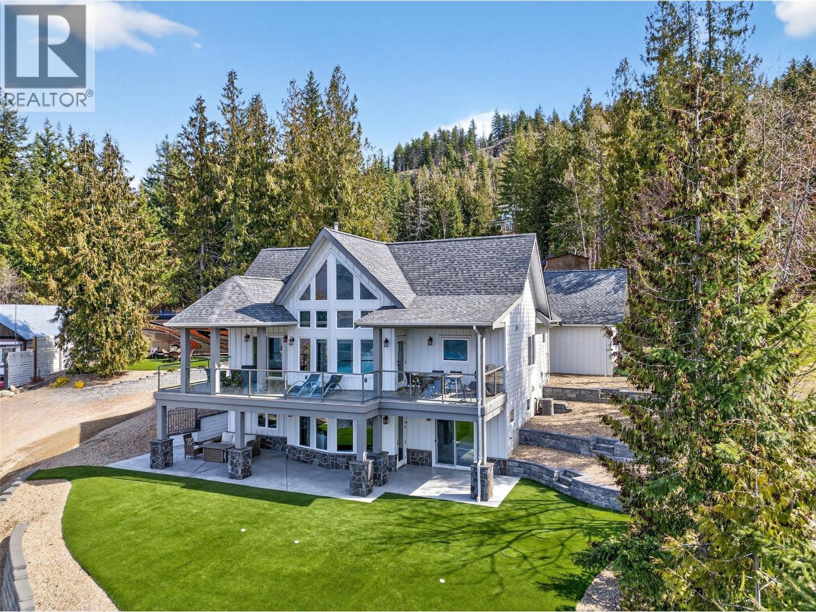 3216 Eagle Bay Road